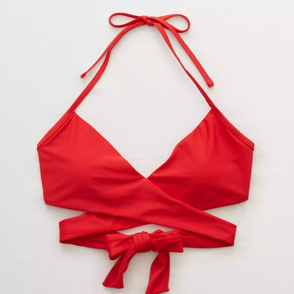 🍁Aerie wrap halter bikini top color red